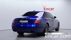 Rolls-Royce Ghost 6.7 V12 Black Badge — 2023