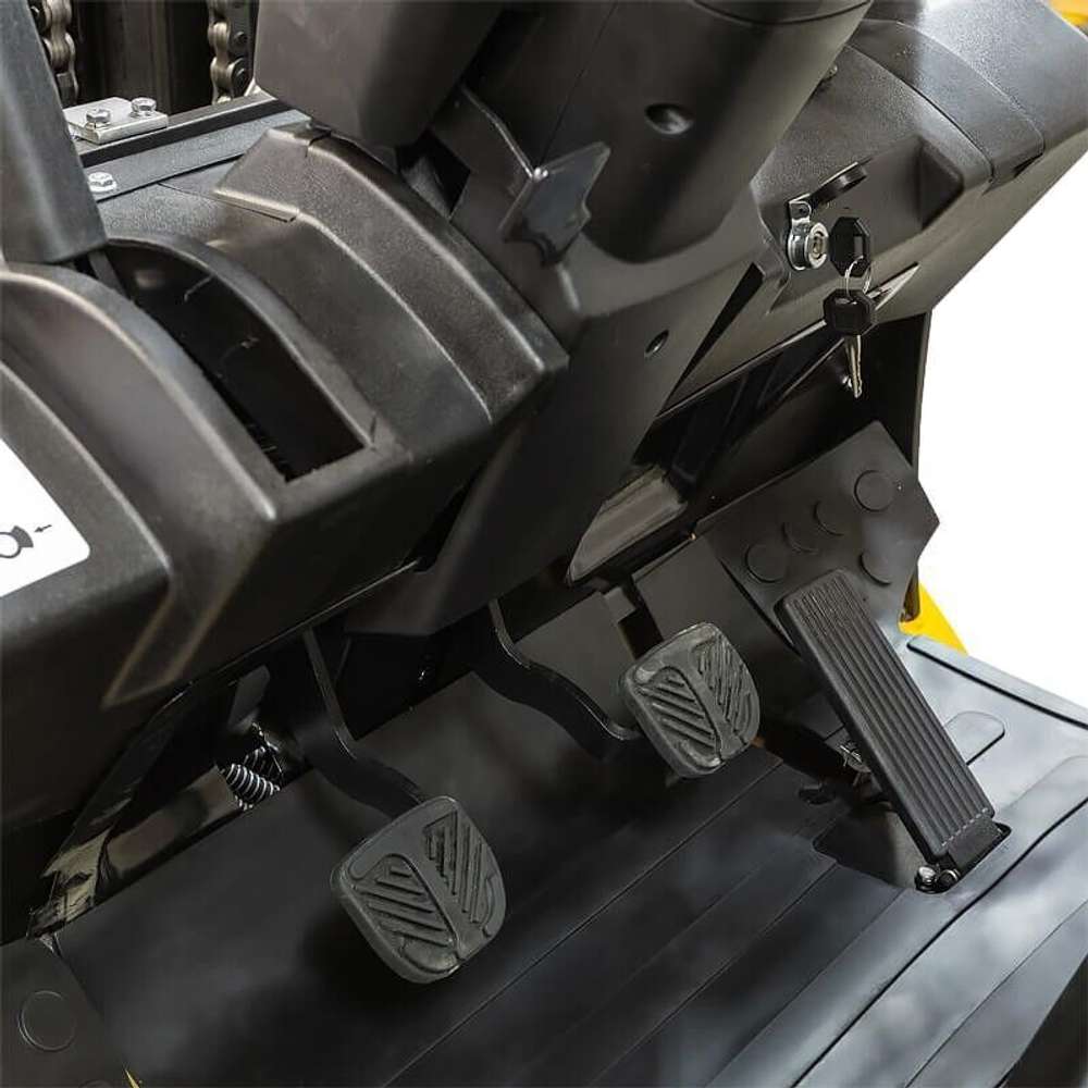 Погрузчик дизельный CPCD20T8 (2000 кг; 4,8 м; Mitsubishi S4S) SMARTLIFT