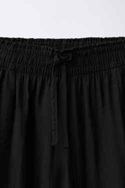 ZARA БРЮКИ WIDE LEG С ЖАТЫМ ЭФФЕКТОМ, ЧЕРНЫЙ