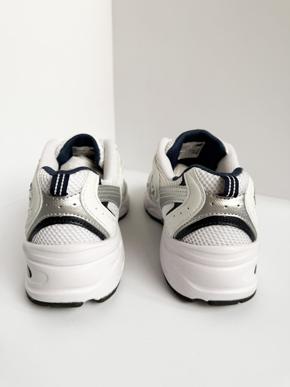 Новые кроссовки New Balance, 40