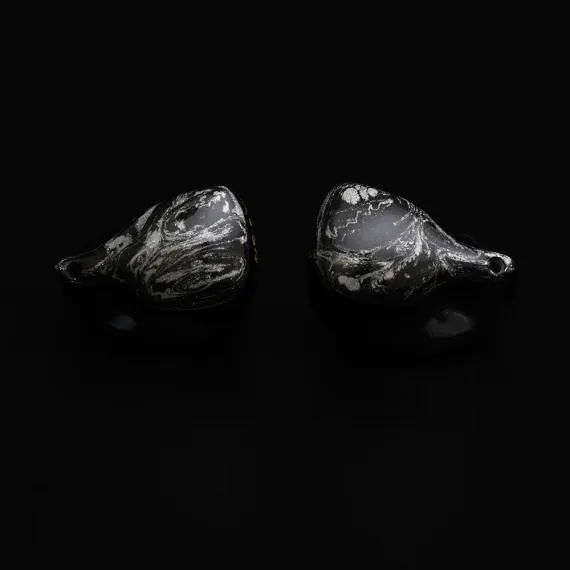 Noble Audio Khan Custom