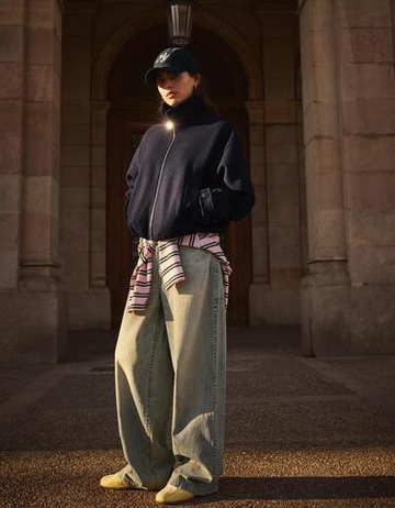 BERSHKA Мягкая куртка на молнии, темно-синий