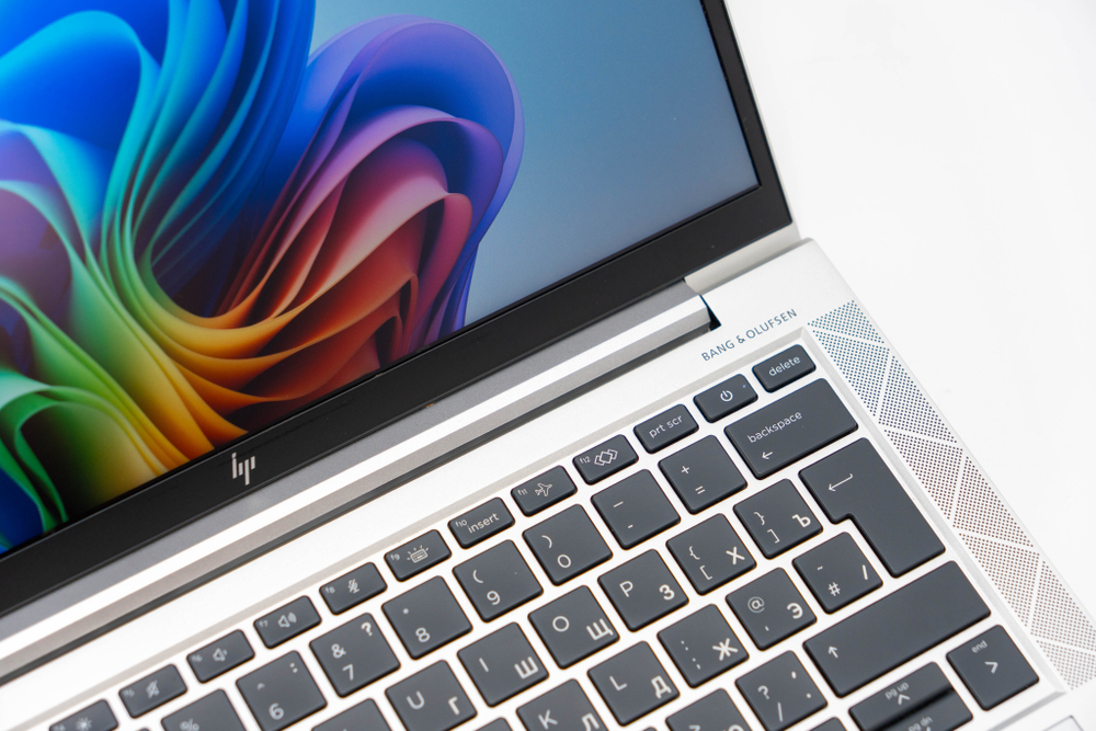 Ноутбук HP EliteBook 830 G8 ( i7-1185G7 )