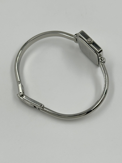 Часы Gucci 1900L