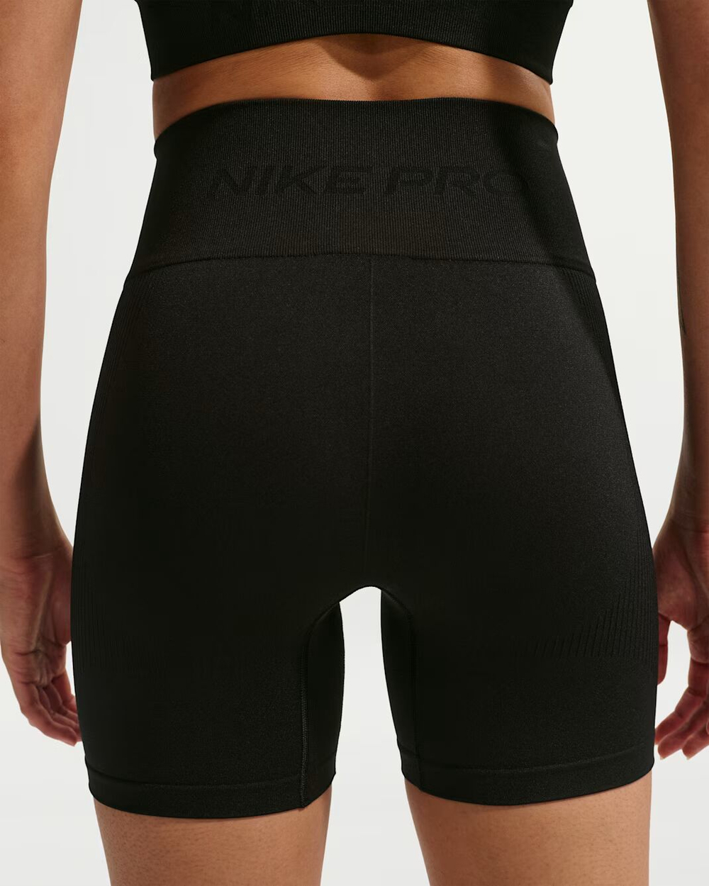 Nike Pro Seamless Женские велосипедные шорты Dri-FIT с высокой талией (13 см) - NIKE