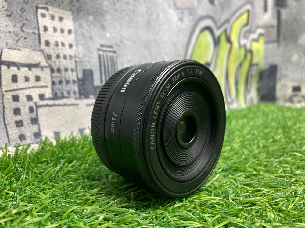 Canon EF-M 22mm 2 STM