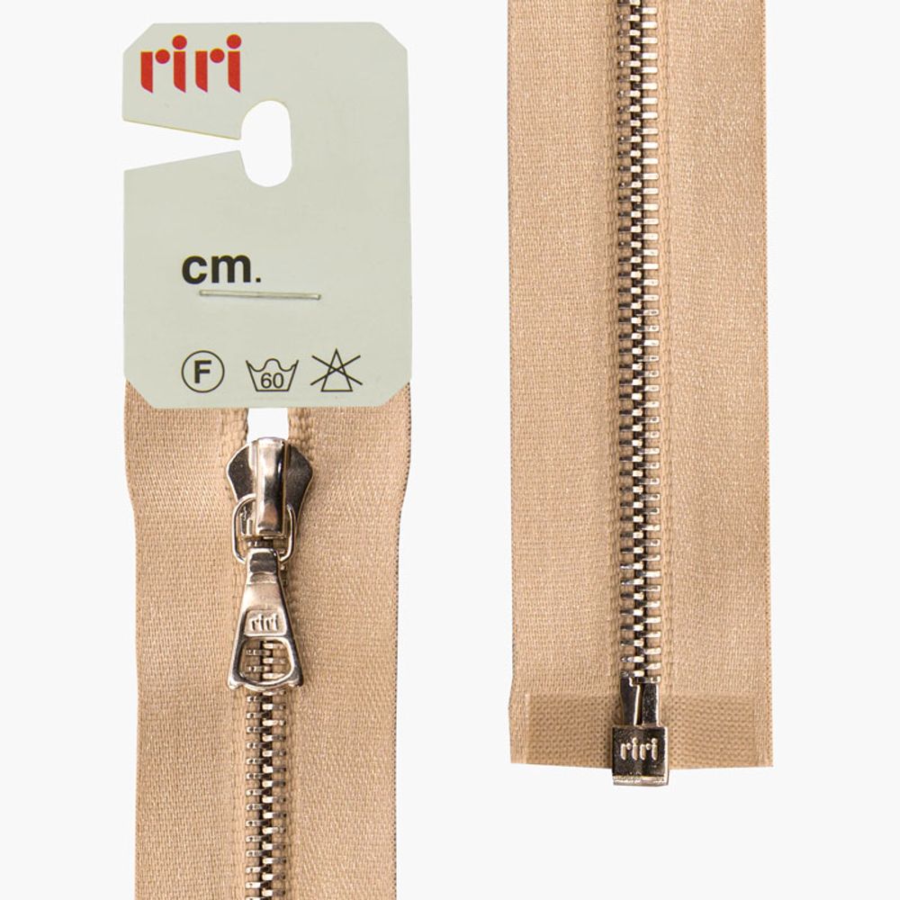 Молния металл RIRI Т4 (4 мм) 1 зам., разъем., 60 см, Ni, атласная тесьма, цв.2230, бежевый, 1 шт Молния металл RIRI Т4 (4 мм) 1 зам., разъем., 60 см, Ni, атласная тесьма, цв.2230, бежевый, 1 шт
