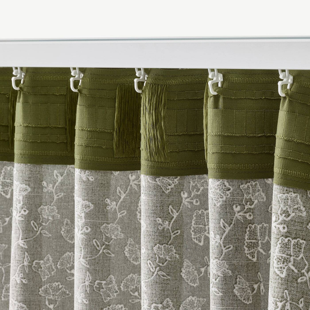 IKEA TRYSTÄVMAL  (ИКЕА ТРЙСТÄВМАЛ)  -  Штора, 2 шт, на ленте/зеленая/белая, 145x300 см