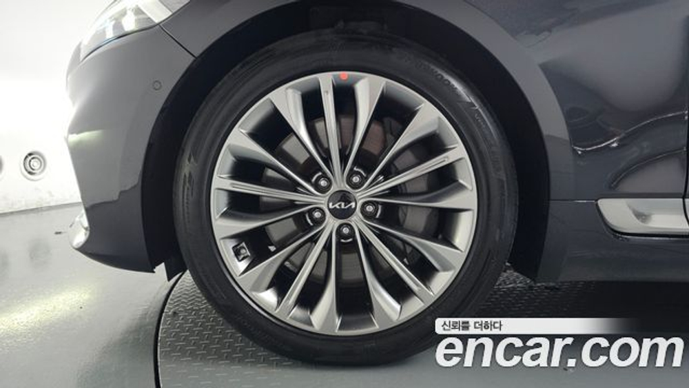 KIA K9 3.3 T-GDI AWD — 2022