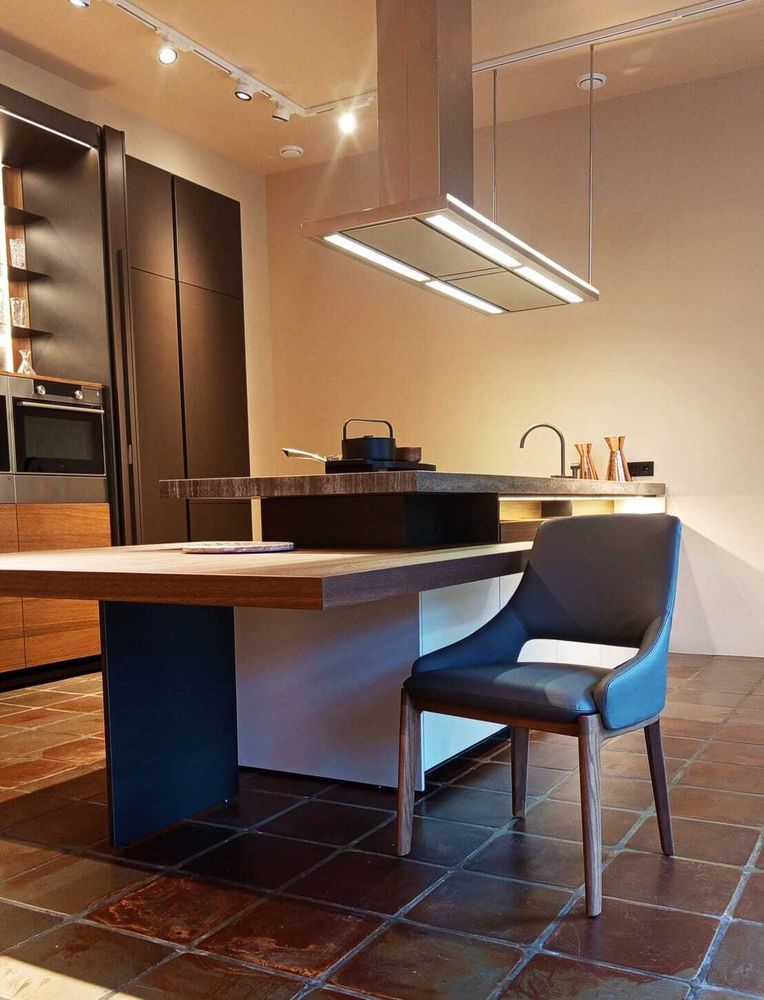 Стул Devon MOLTENI цвет Thermo oak