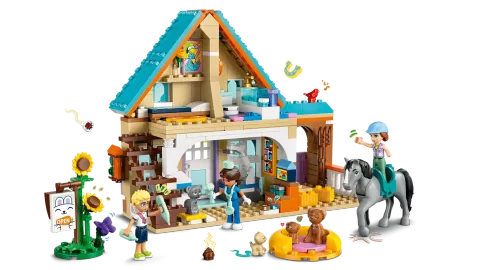 Конструктор LEGO Friends 42651 Ветеринарная клиника для лошадей и питомцев