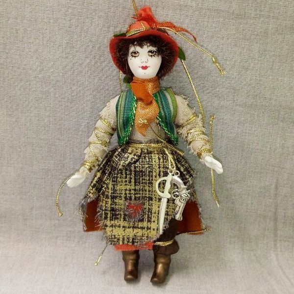 Ёлочная игрушка "Разбойница"