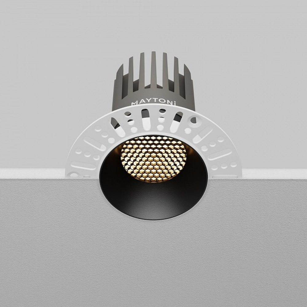 Встраиваемый светильник Maytoni  DL121-15W-3K-TRS-B