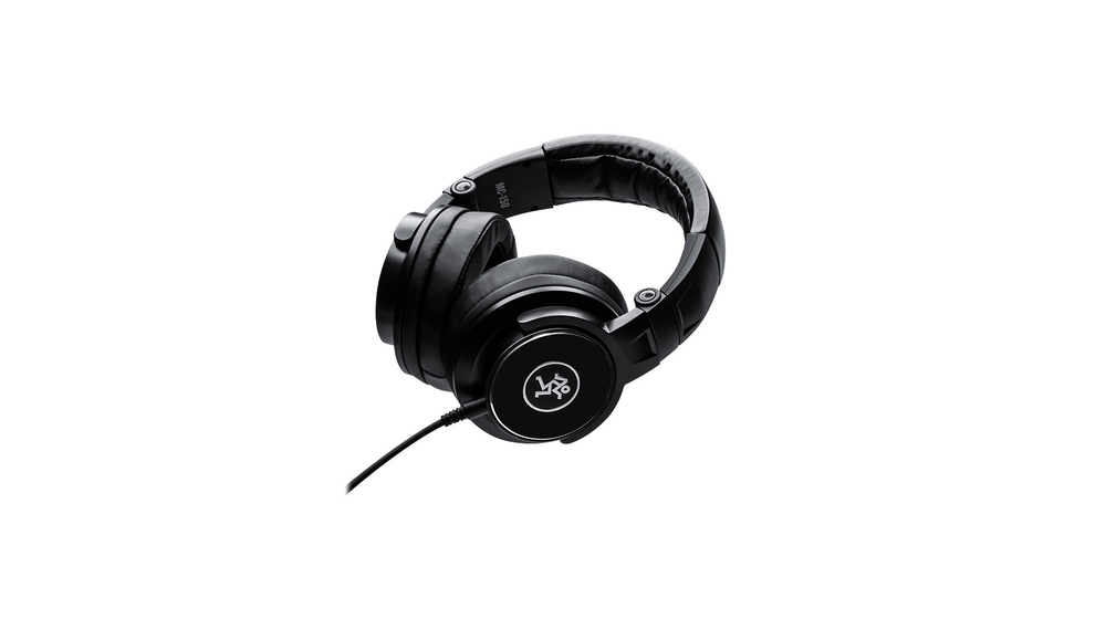 Mackie MC-150