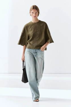 Massimo Dutti БЛУЗКА ИЗ СМЕСОВОЙ ЛЬНЯНОЙ ТКАНИ С ВЫШИВКОЙ, ФИСТАШКОВО-ЗЕЛЕНЫЙ