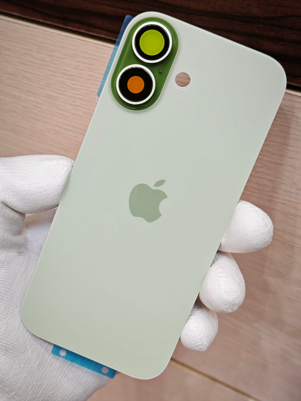 Задняя крышка ПРЕМИУМ для iPhone 17 ( заднее стекло ) задняя стеклянная панель / Цвет: Сиреневый / Lavender