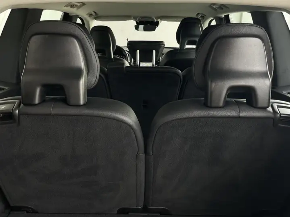 Volvo XC90 2.0 B5 AWD Momentum Pro (7 мест)