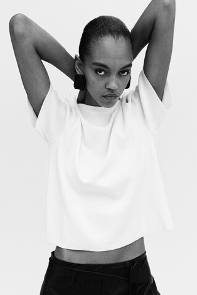 Трикотажная футболка — короткие рукава, прямой крой - H&M