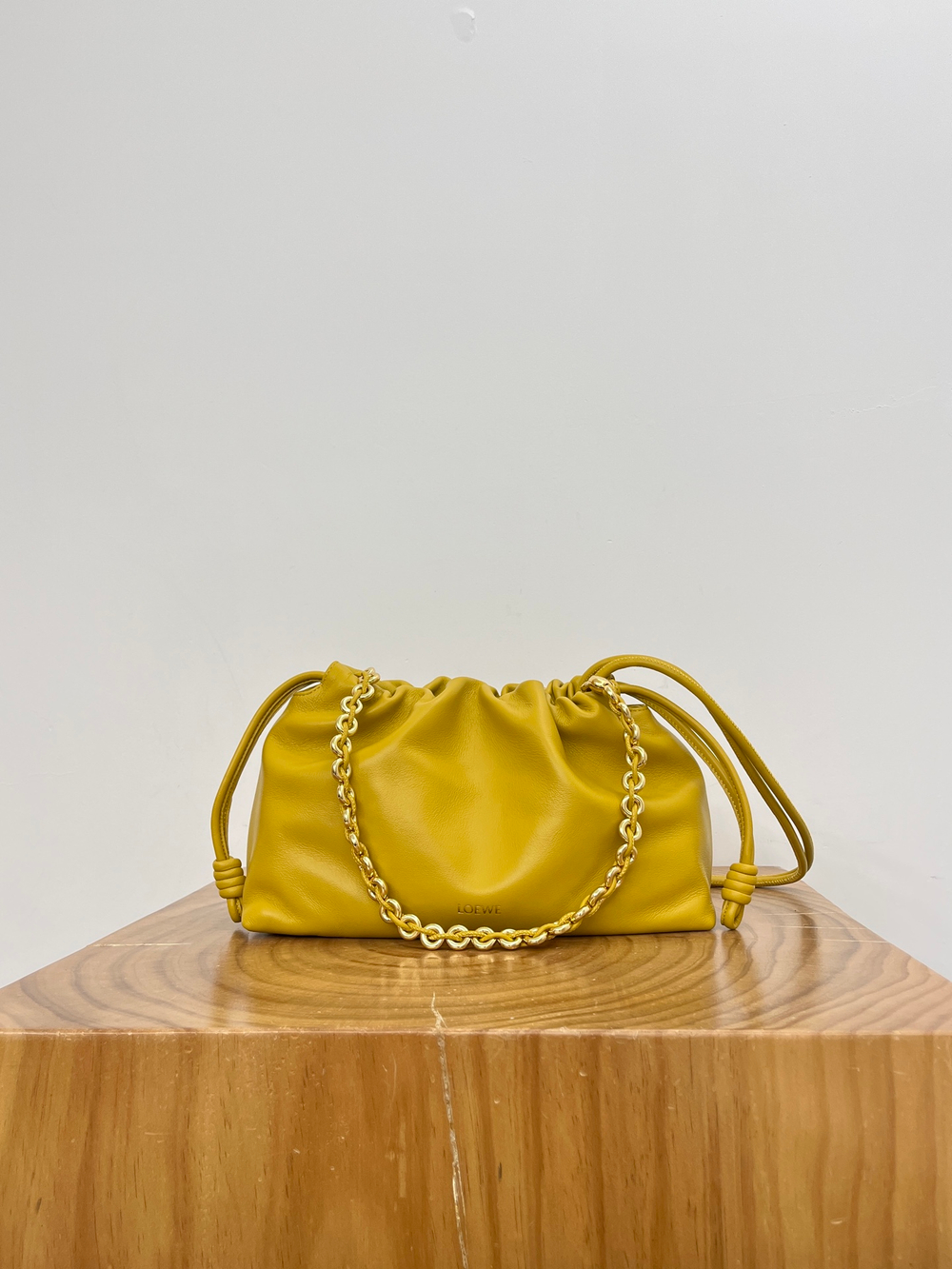 Сумка Flamenco Purse, горчичный оттенок — фото 2