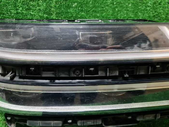 Фара правая Genesis GV80 (2020-2023) LED