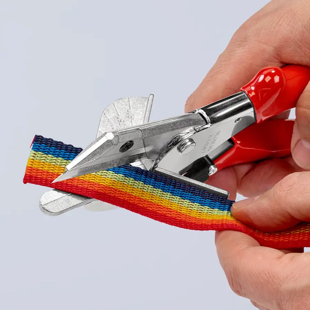 Ножницы угловые для пластмассовых и резиновых профилей 215 мм Knipex 94 35 215