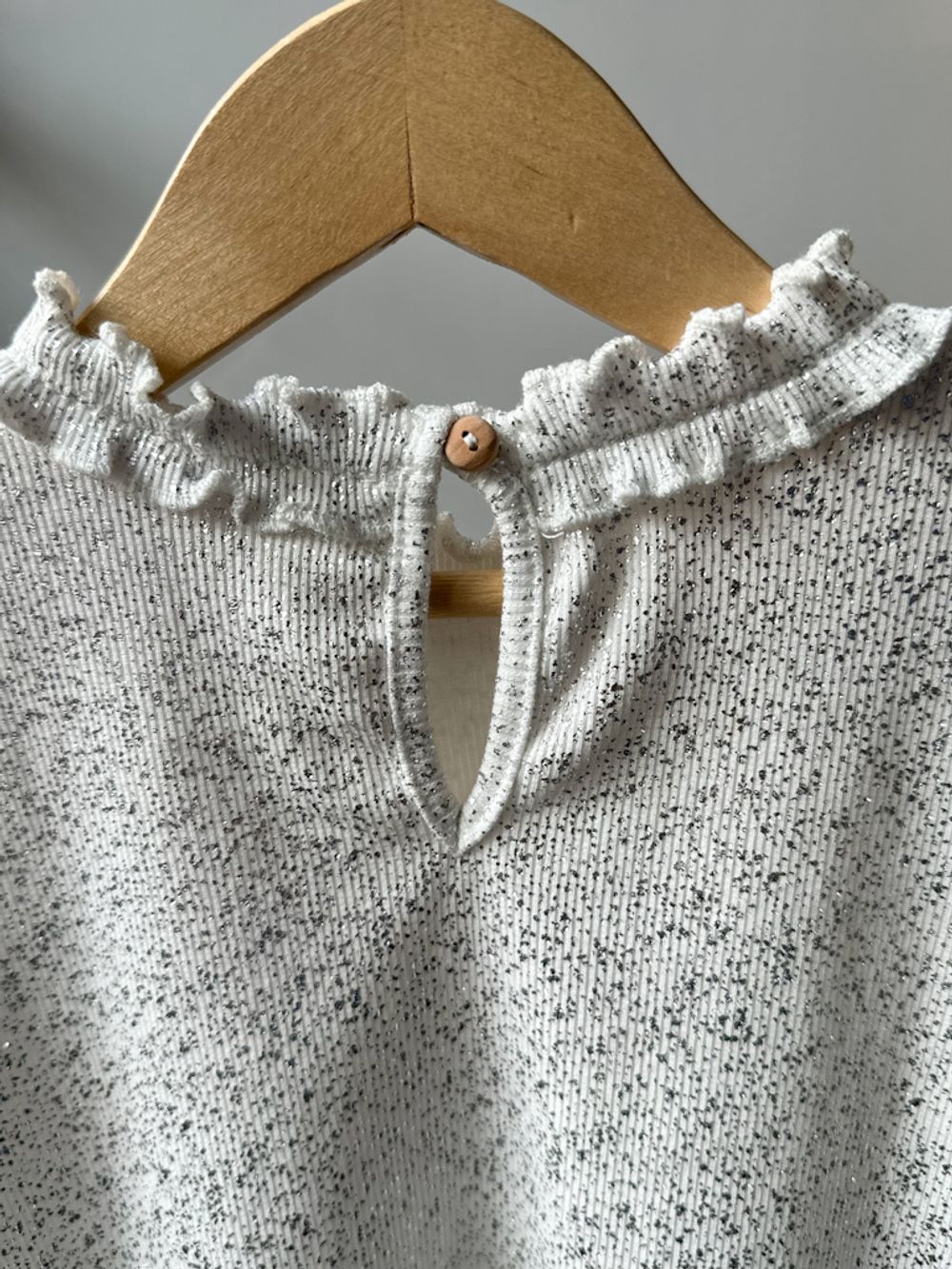 Новая хлопковая футболка Zara, 104
