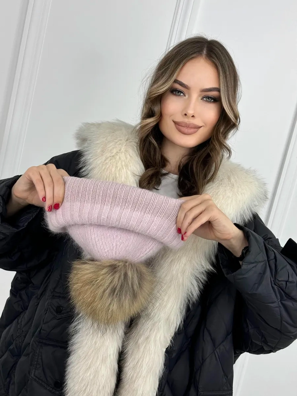 шапка ангора с меховым помпоном зимняя пушистая стильная