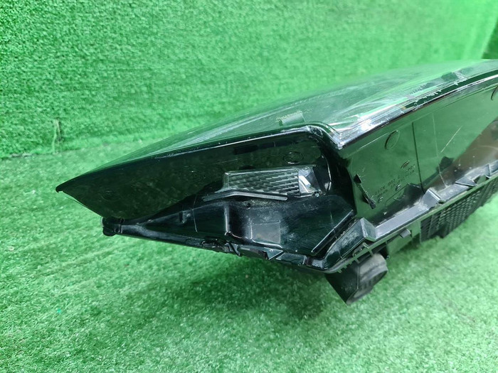 Фара левая Audi Q7 2 (2019-н.в.) LED
