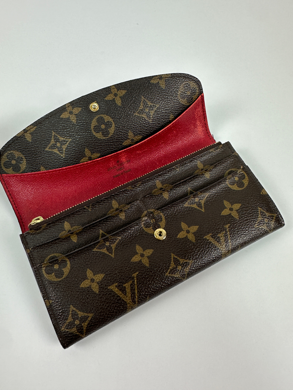 Кошелек Louis Vuitton Emilie Wallet