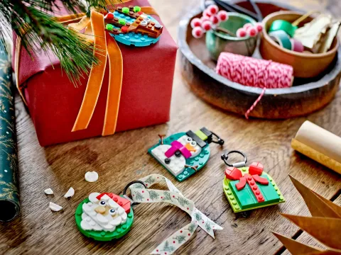 Конструктор LEGO Christmas 40744 Рождественские украшения