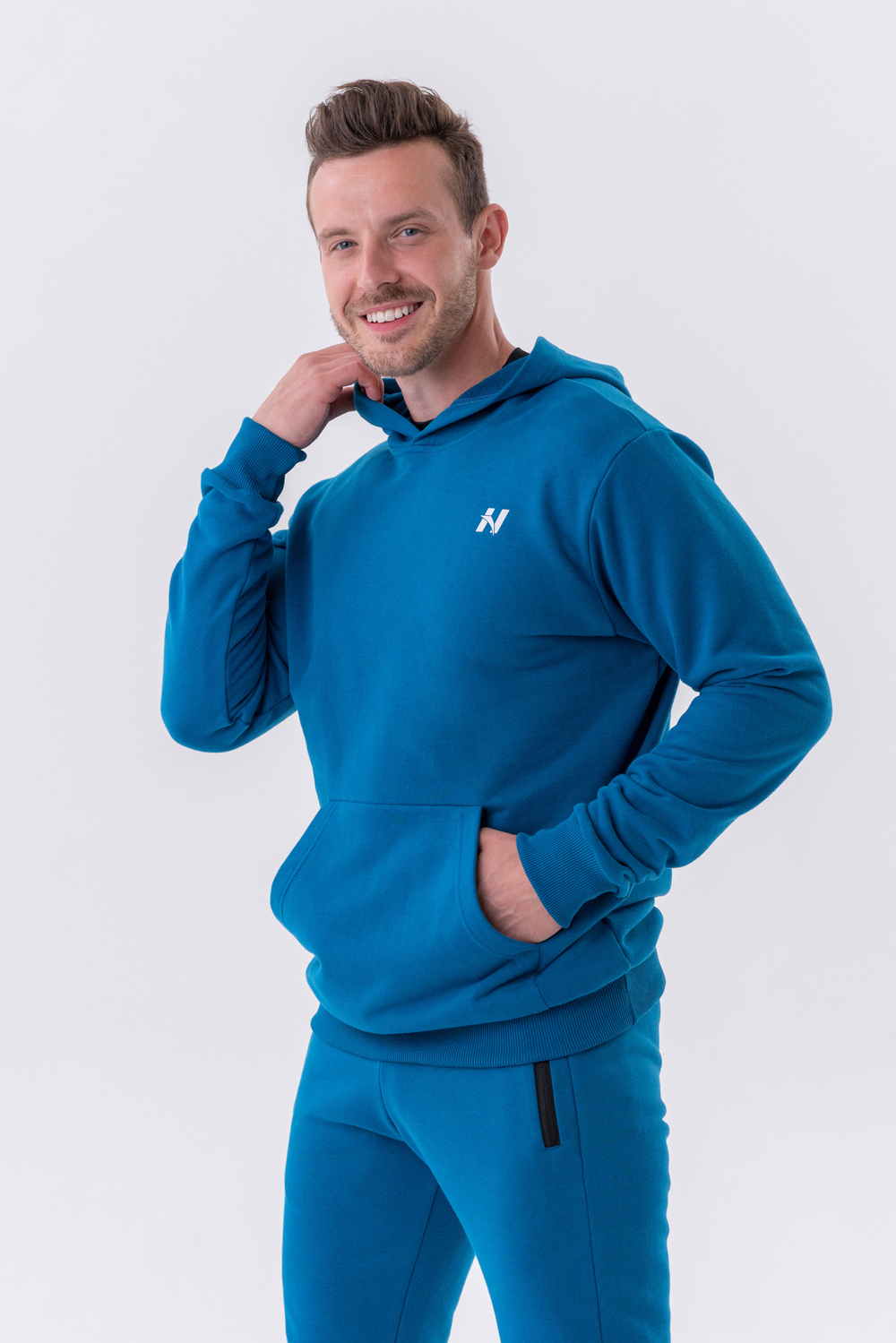 Худи Pull-over Hoodie with a Pouch Pocket 331 Синяя