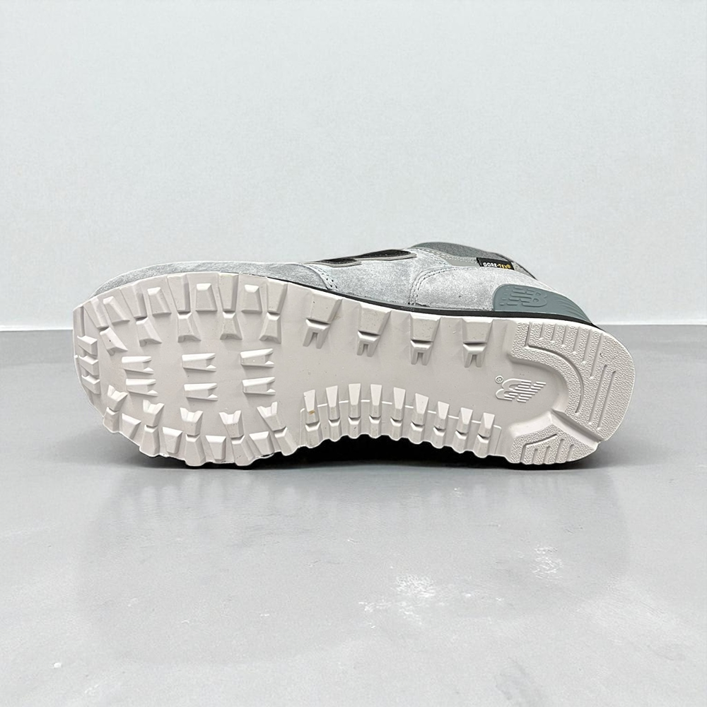 New Balance 574 Winter • Gray