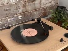 Gromophone red