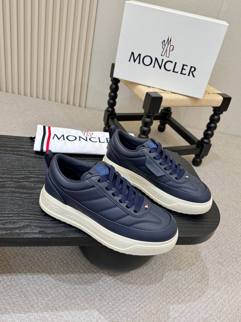 Кроссовки Moncler