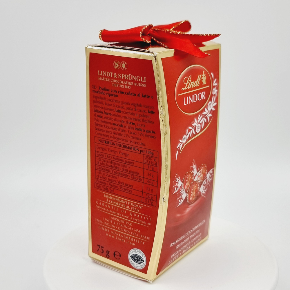 Конфеты из молочного шоколада Lindt Lindor в подарочной коробке 75 г (Из Финляндии)