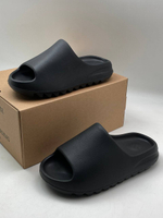 Шлепанцы Adidas Yeezy