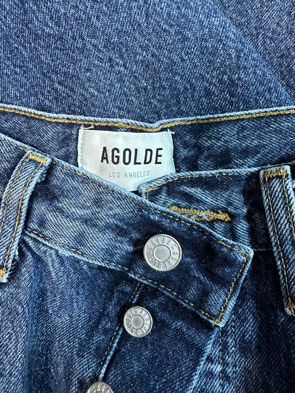 Джинсы AGOLDE