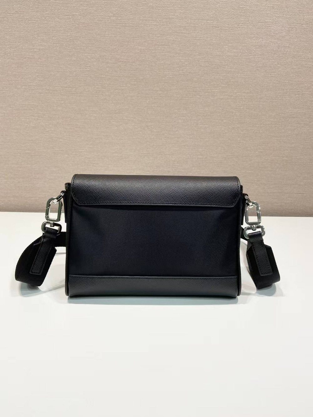 Сумка через плечо Prada