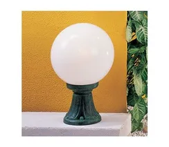 Наземный светильник Globe 250 G25.110.000.VYE27 Fumagalli