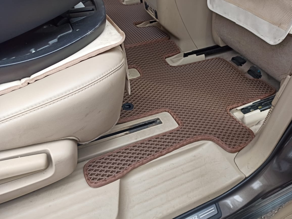 Автоковрики для Nissan Pathfinder, 4 (2012-2021)
