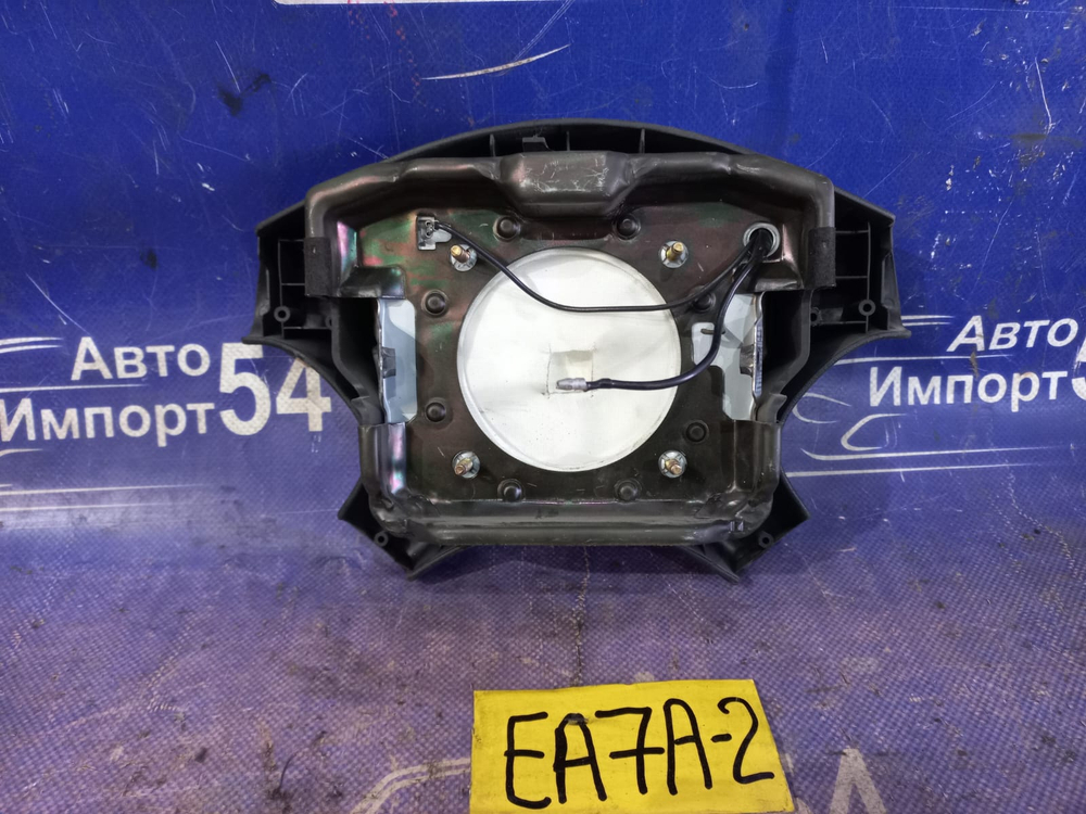 Подушка безопасности водительская MITSUBISHI GALANT 2001