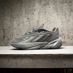 Adidas Ozelia • Black