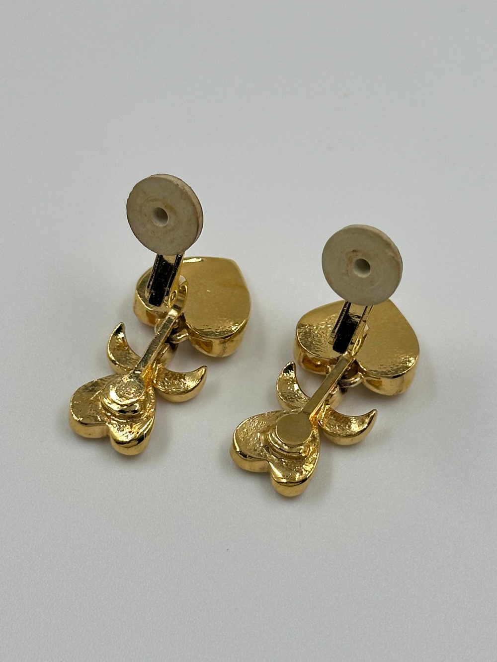 Клипсы с сердечками Nina Ricci