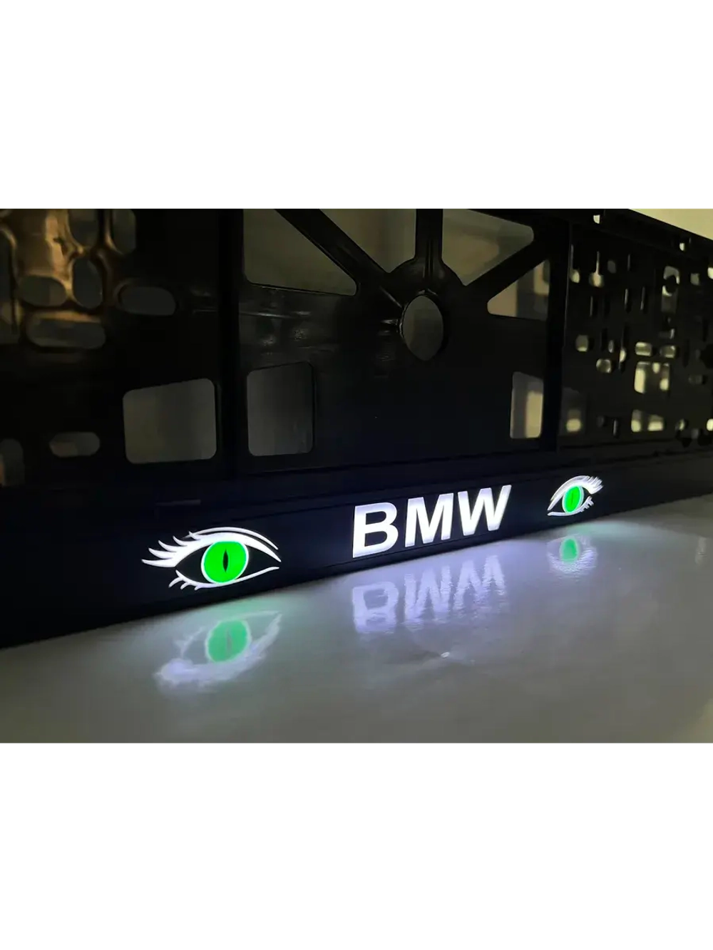 LED рамка под госномер для авто. С индивидуальным дизайном.