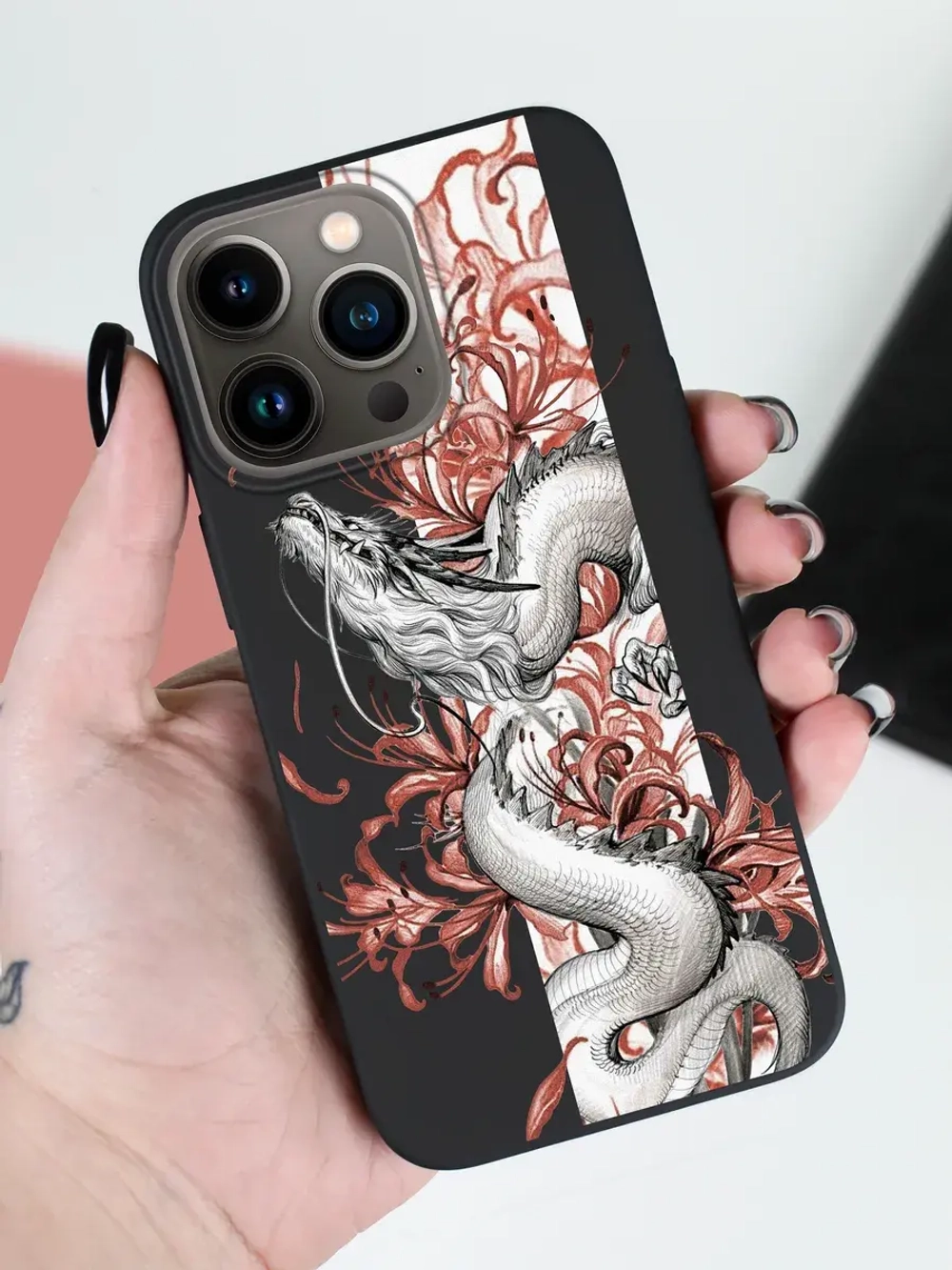 Чехол на iPhone 16 Pro