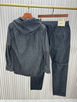 Джинсовый костюм Kiton