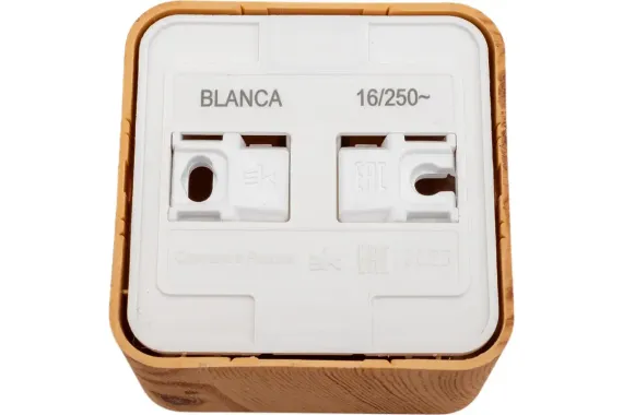 Розетка Systeme Electric BLANCA с заземлением накладная ясень 30877