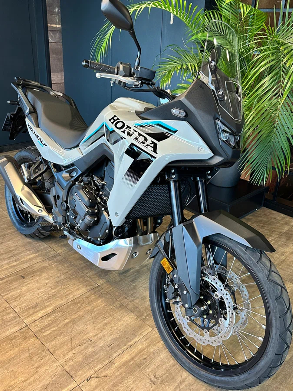 Honda XL750 Transalp, 2026