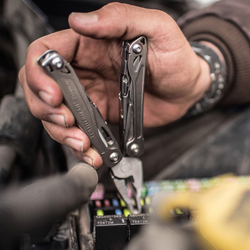 Мультитул Leatherman Wingman® Stainless