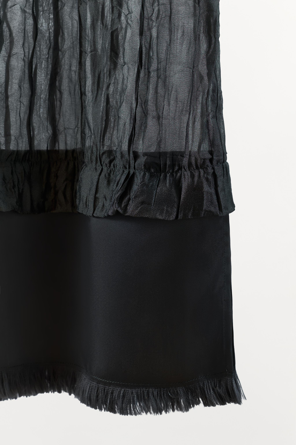 ПЛАТЬЕ НА БРЕТЕЛЯХ С ЭФФЕКТОМ КРЭШ — ZARA